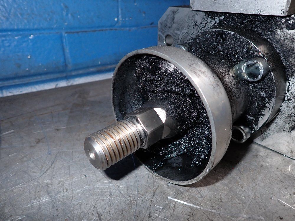 Nordson Hydraulic Pump - 190cc.xd3