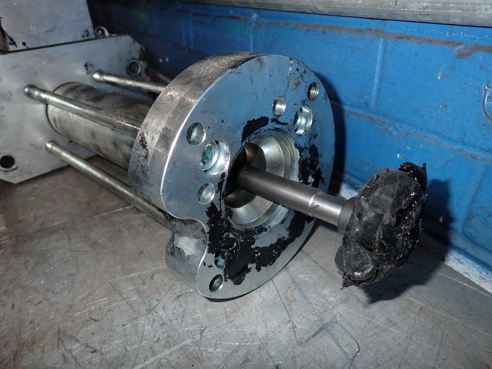 Nordson Hydraulic Pump - 190cc.xd3