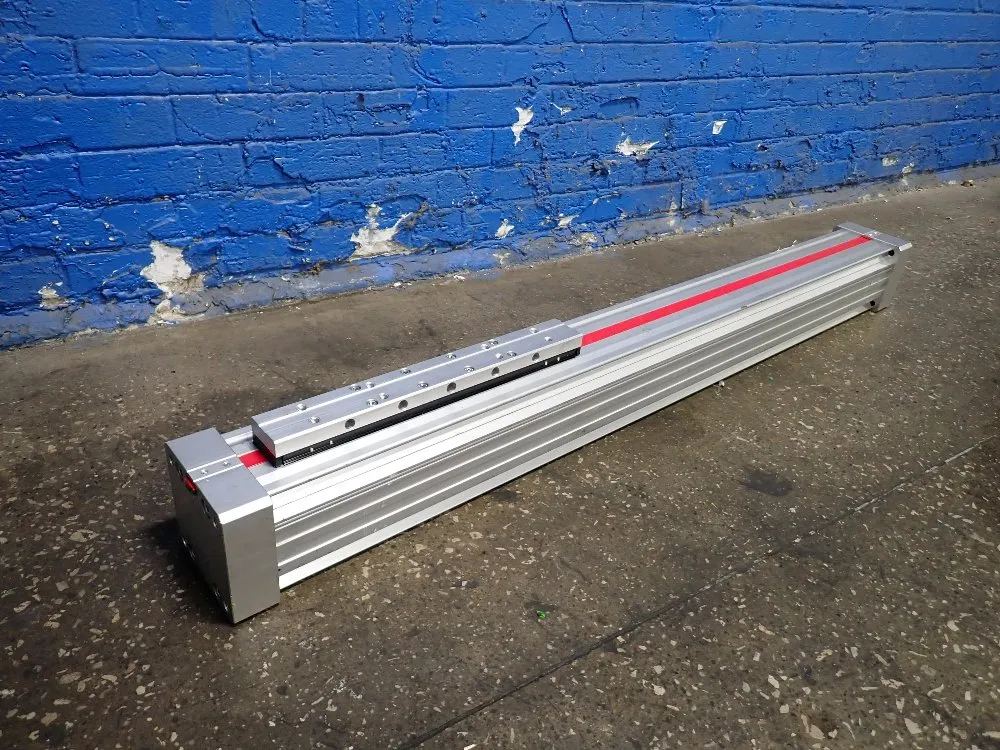 LINEAR ACTUATOR