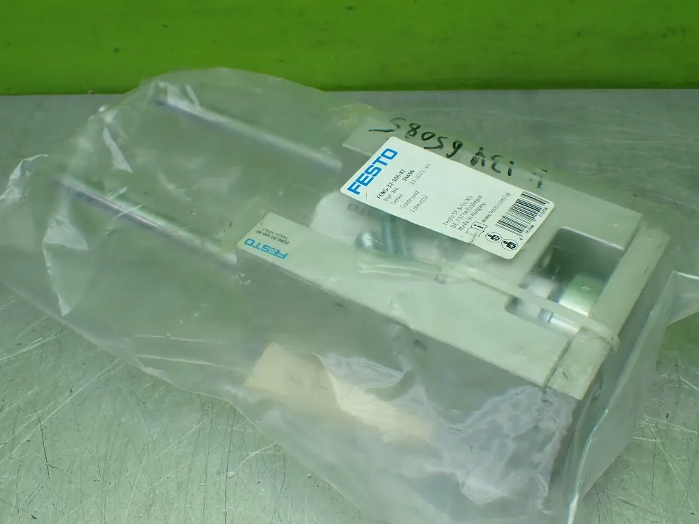 Festo Pneumatic Slide Cylinder / Guide Unit. 34494 - Feng-32-100-kf