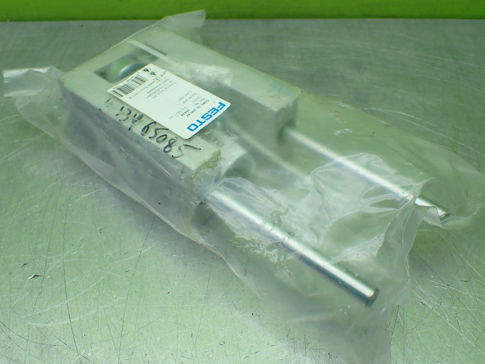 Festo Pneumatic Slide Cylinder / Guide Unit. 34494 - Feng-32-100-kf