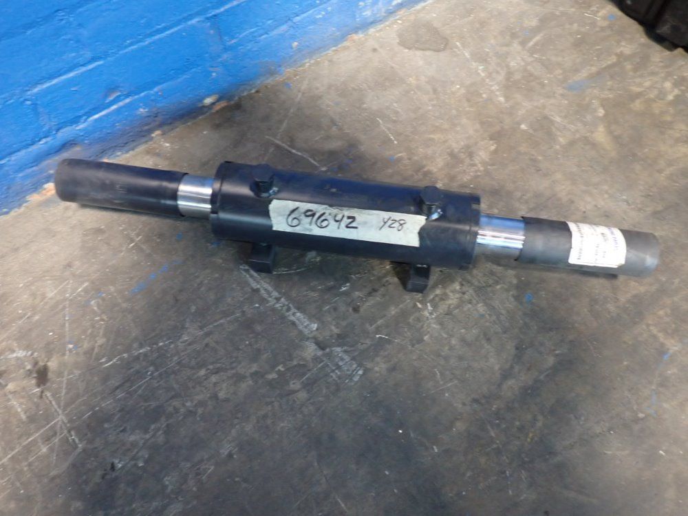  Cylinder