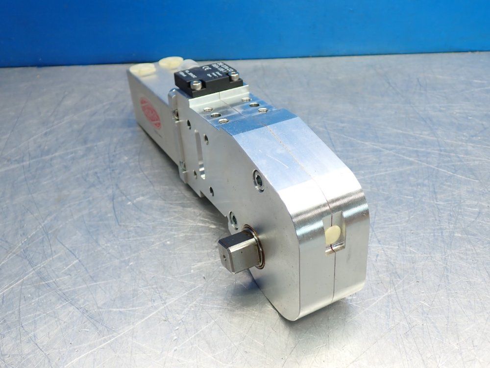 Destaco Pneumatic Power Clamp - 82l4n-203b708b