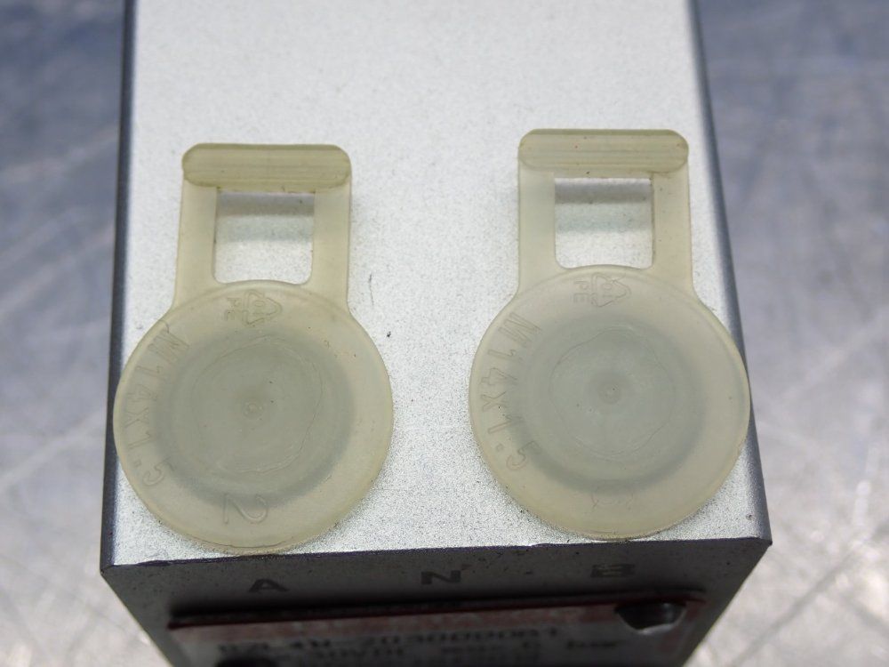 Destaco Pneumatic Power Clamp - 82l4n-203b708b