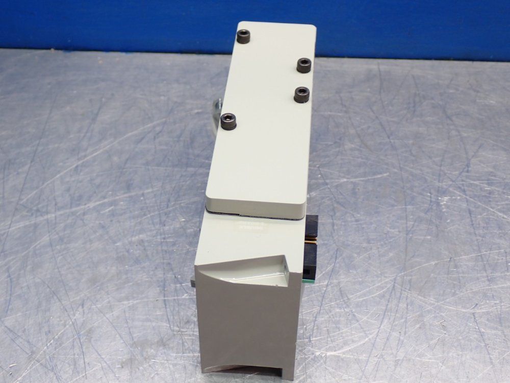 Numatics Blank Plate/manifold 2035 Series 1/2" Npt, Dzb, Rc - 35400pr2on00000