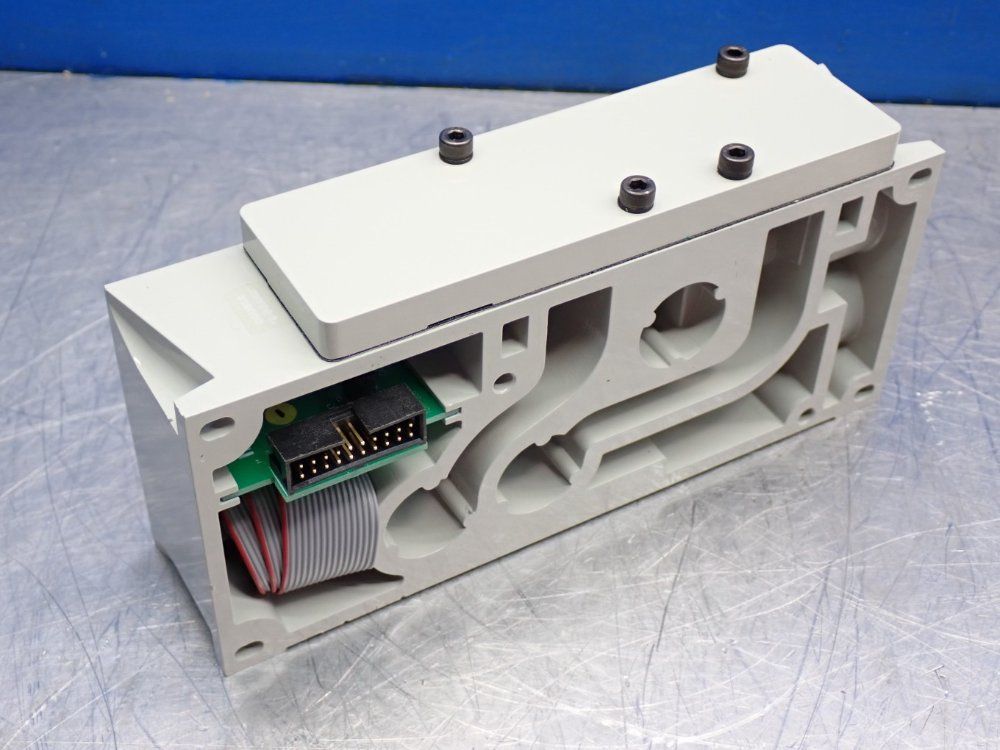 Numatics Blank Plate/manifold 2035 Series 1/2" Npt, Dzb, Rc - 35400pr2on00000