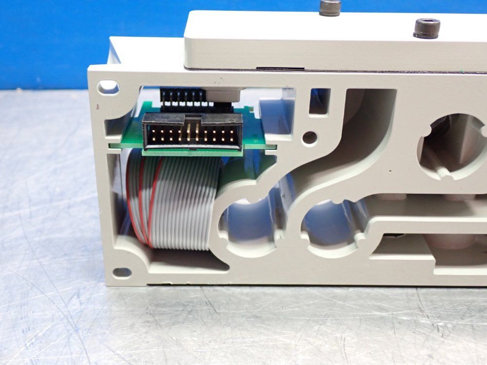 Numatics Blank Plate/manifold 2035 Series 1/2" Npt, Dzb, Rc - 35400pr2on00000