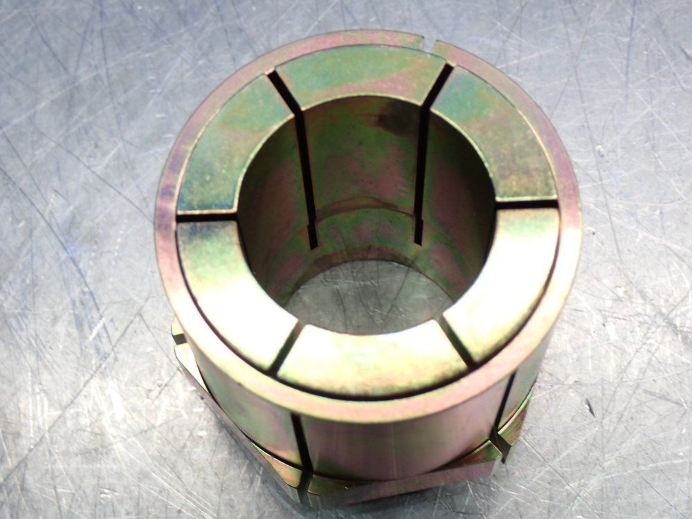 Fenner Drives 1.4375 In Id, 2.3750 In Od, 2.7500 In Ltb Collar Nut Clamping Keyless Bushing - 6202380