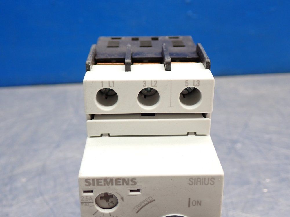 Siemens Circuit Breaker Motor Protector - 3rv1021-1ca10