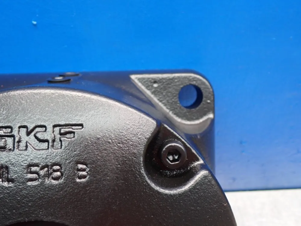 Skf Cast Flanged Non-split Housing - Fnl518b