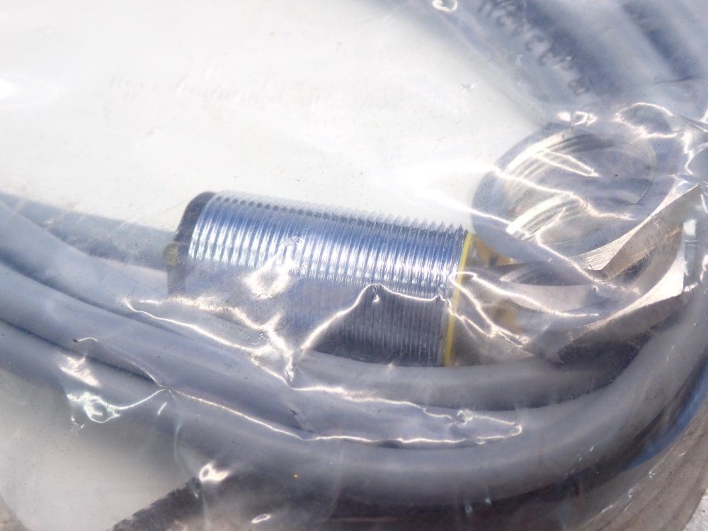 Turck Inductive Sensor - Bi5-g18k-ap6x