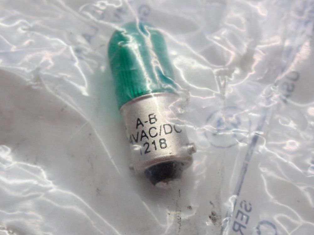 Allen Bradley Pilot Light Green Led Bulb 2pcs - 800t-n319g
