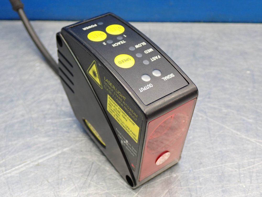 Banner Laser Photo-electric Distance Sensor - Lt3bdqpma4