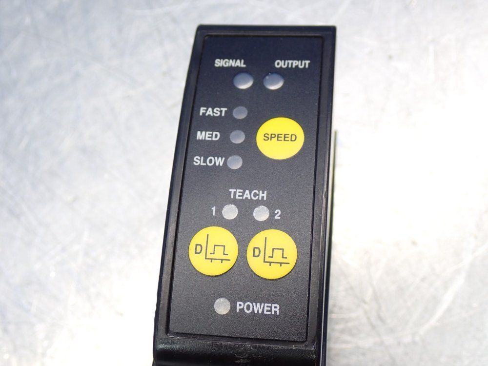 Banner Laser Photo-electric Distance Sensor - Lt3bdqpma4