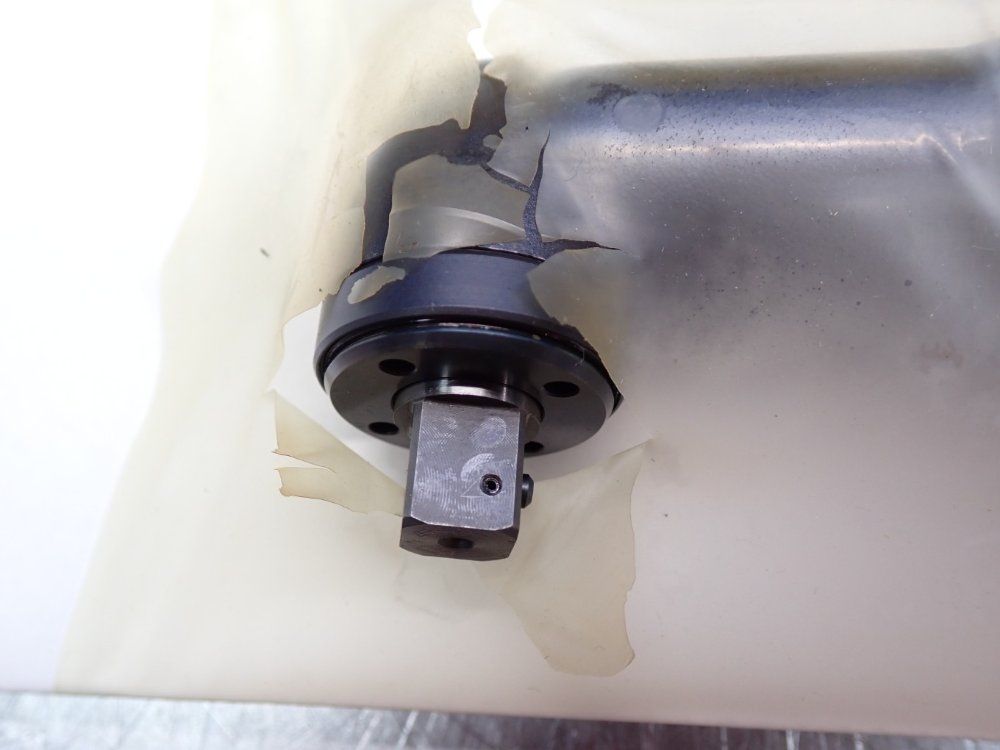 Atlas Copco 9-18ft Lb Pnuematic Ltv Series Nutrunner - Ltv39-2r24-10