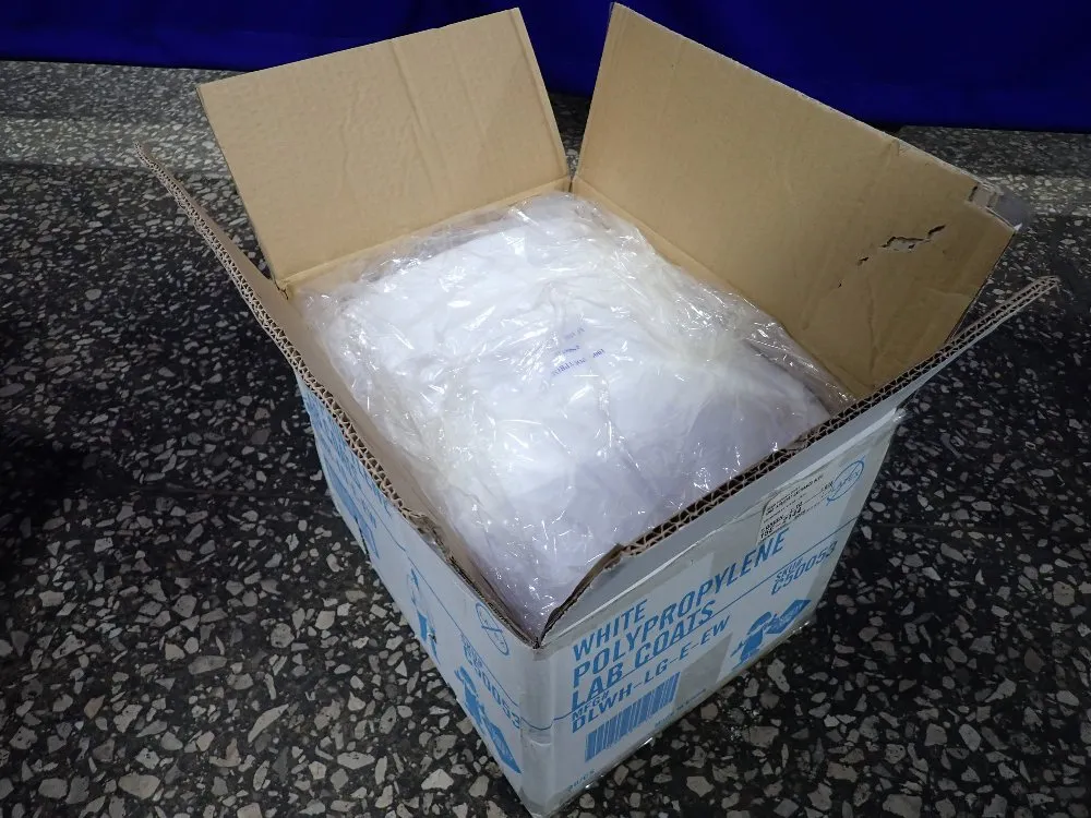 The Safety Zone White Polypropylene Lab Coats