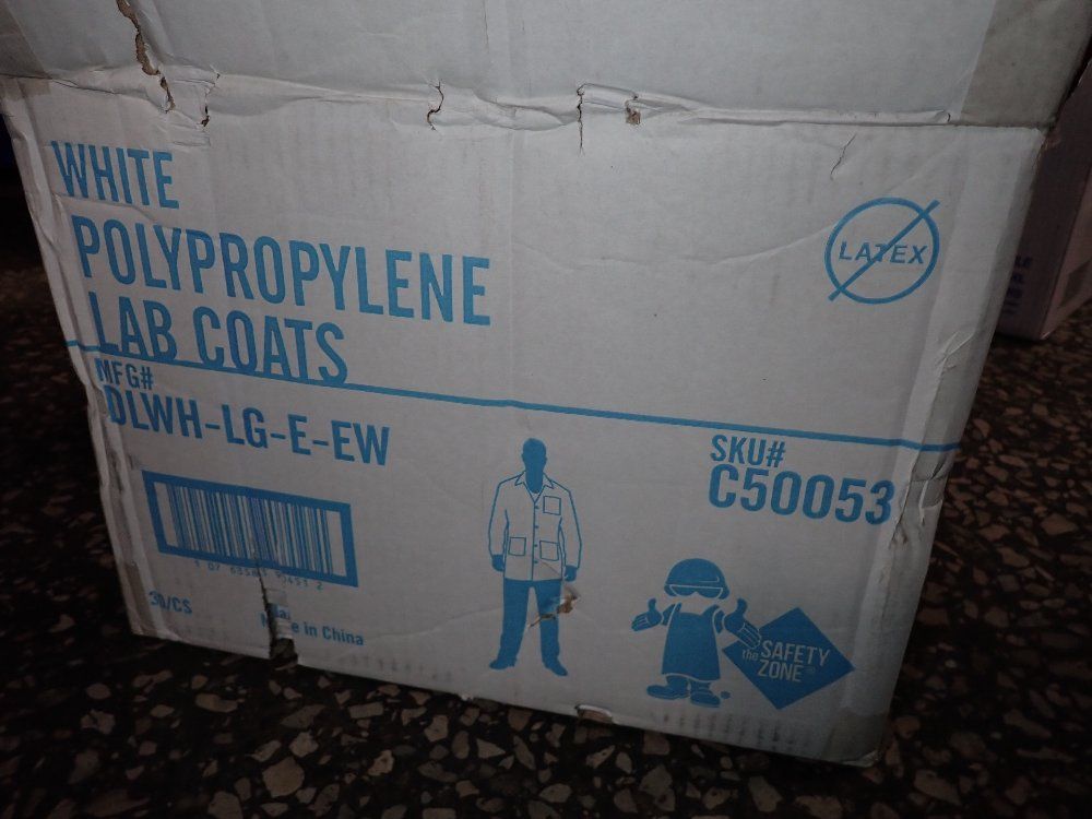 The Safety Zone White Polypropylene Lab Coats
