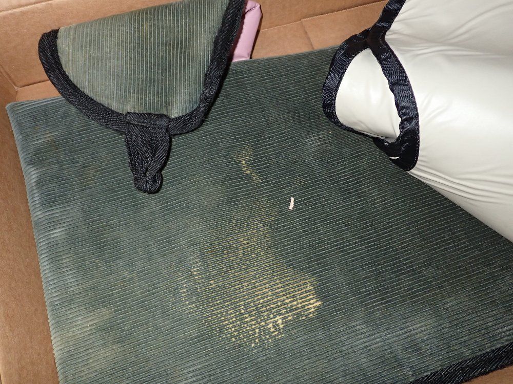  Protective Aprons