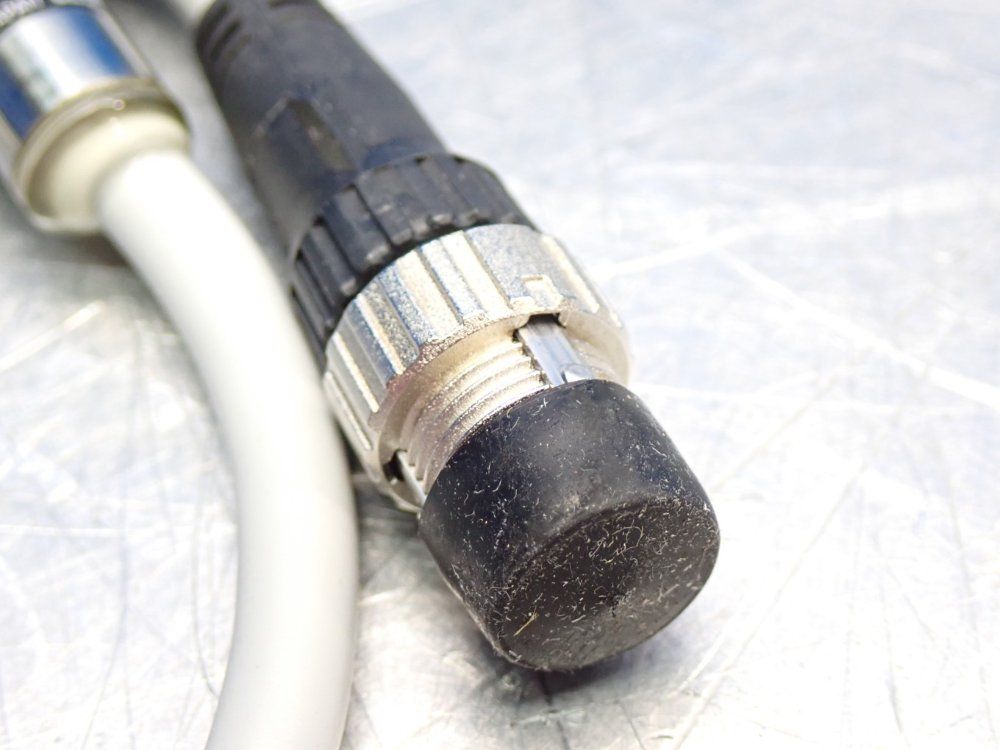 Omron Proximity Switch - E2ef-qx3d1-m1tgj