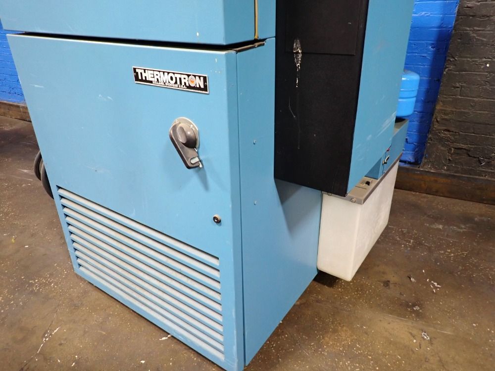 Thermotron Thermotron Sm8c Temperature Chamber