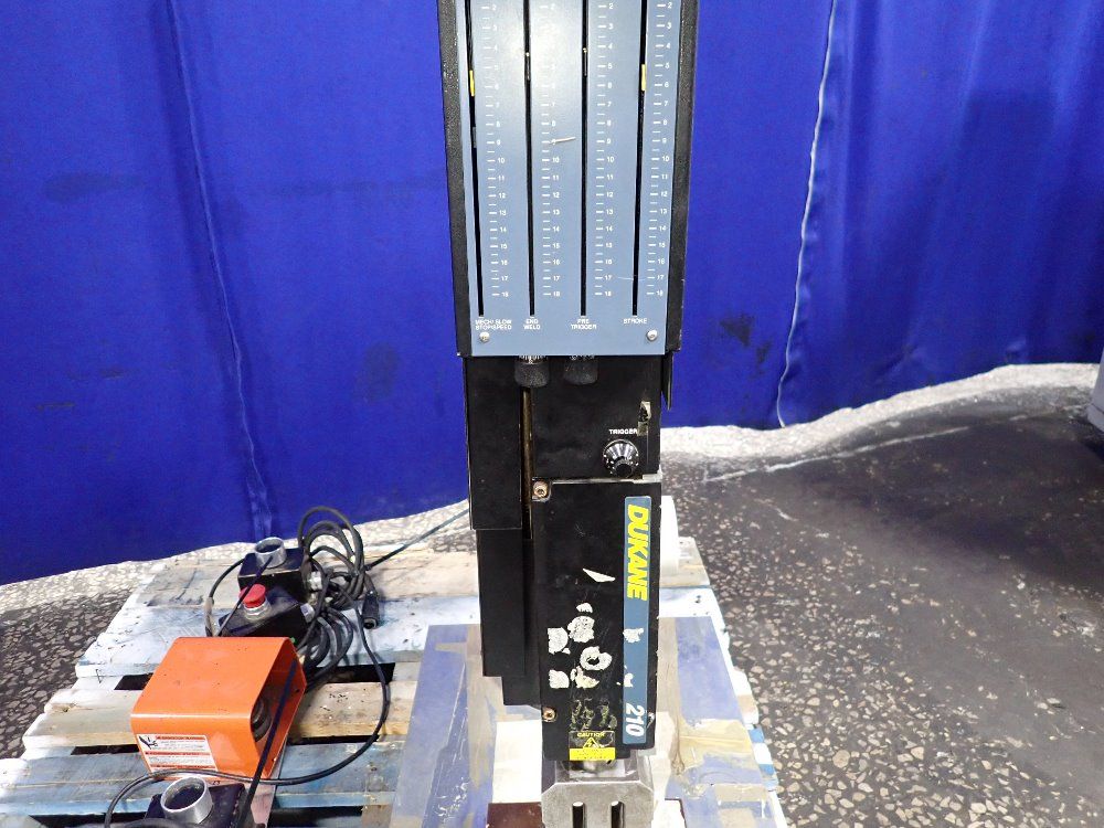 Dukane Ultrasonic Welder