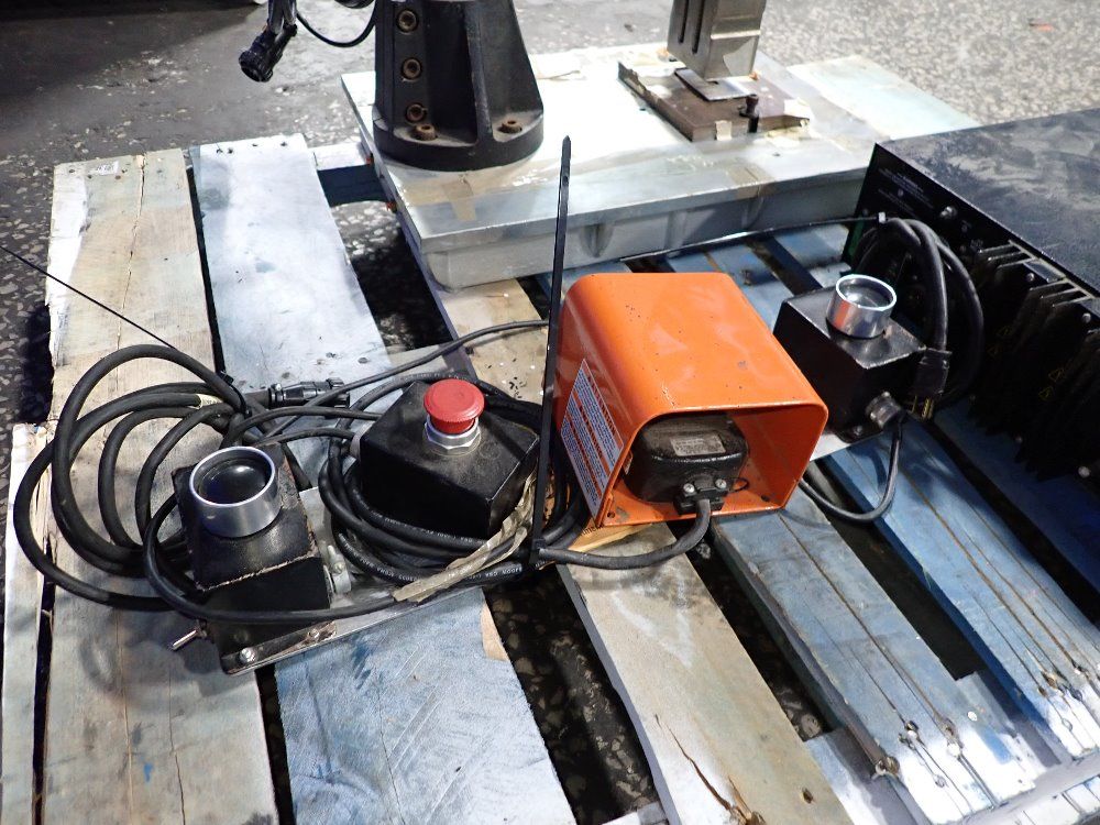 Dukane Ultrasonic Welder