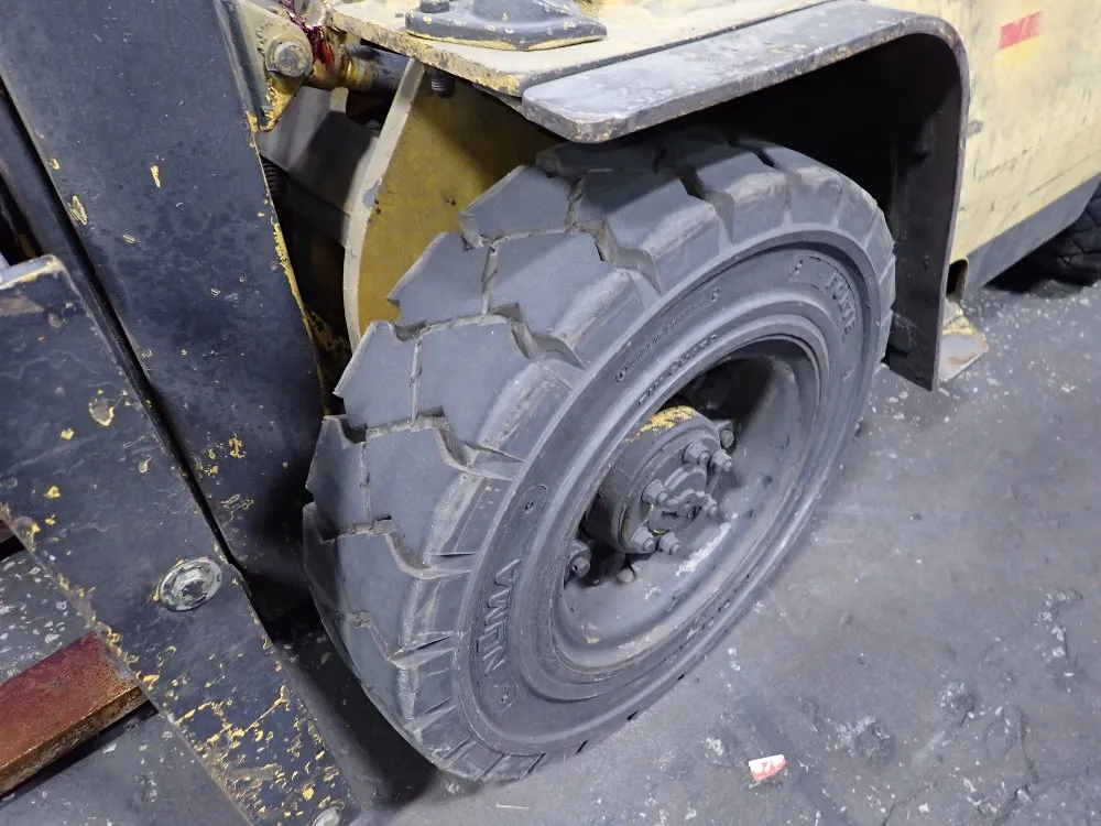 Caterpillar Caterpillar Propane Forklift