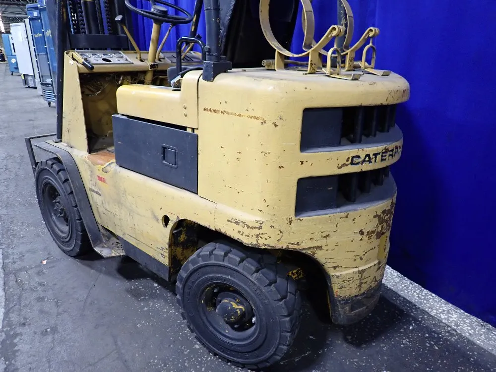 Caterpillar Caterpillar Propane Forklift
