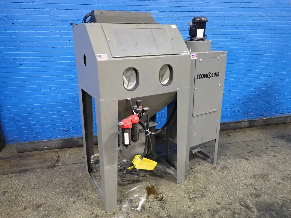BLAST CABINET W/ DUST COLLECTOR