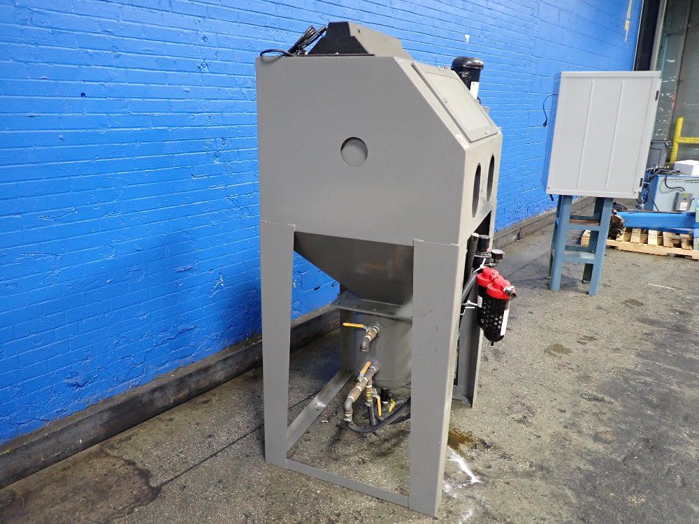 Econoline Blast Cabinet W Dust Collector