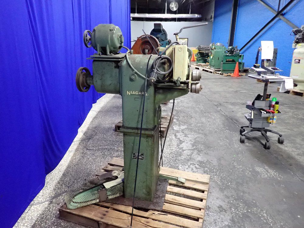 Niagara 1953 Niagara 180 Crimper