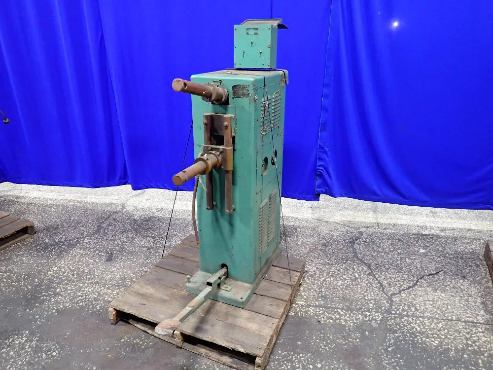 SPOT WELDER