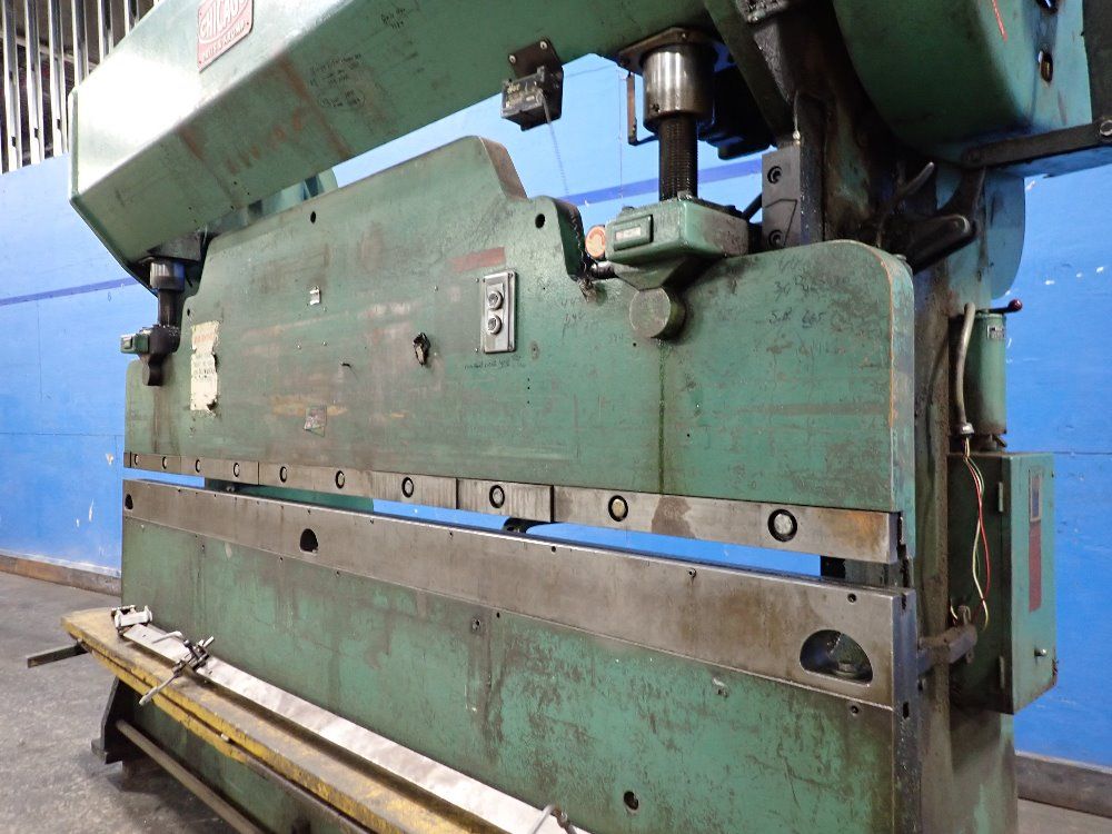 Chicago Chicago 810l Press Brake