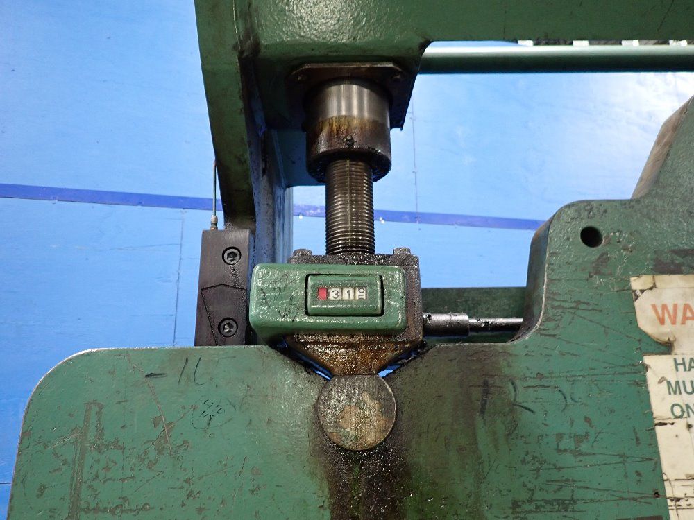 Chicago Chicago 810l Press Brake