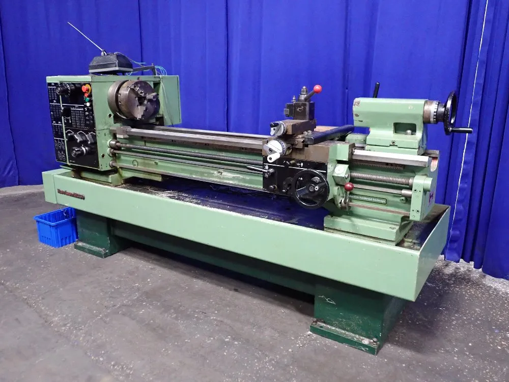 GAP BED LATHE