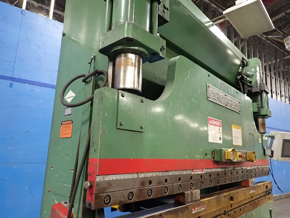 Cincinnati Cincinnati 135 Pf X 8 Ft Press Brake