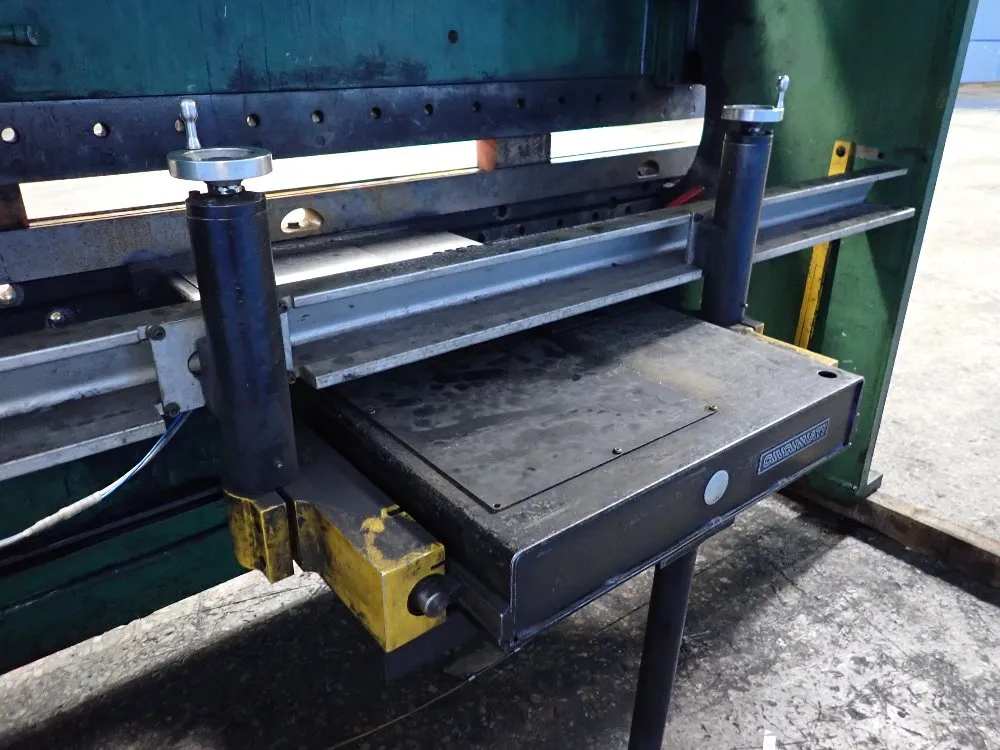 Cincinnati Cincinnati 135 Pf X 8 Ft Press Brake