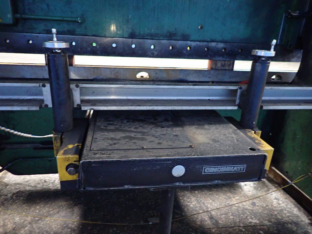 Cincinnati Cincinnati 135 Pf X 8 Ft Press Brake