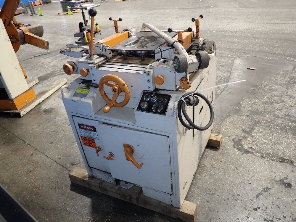 Gauer Gauer 9h10 Edging Machine