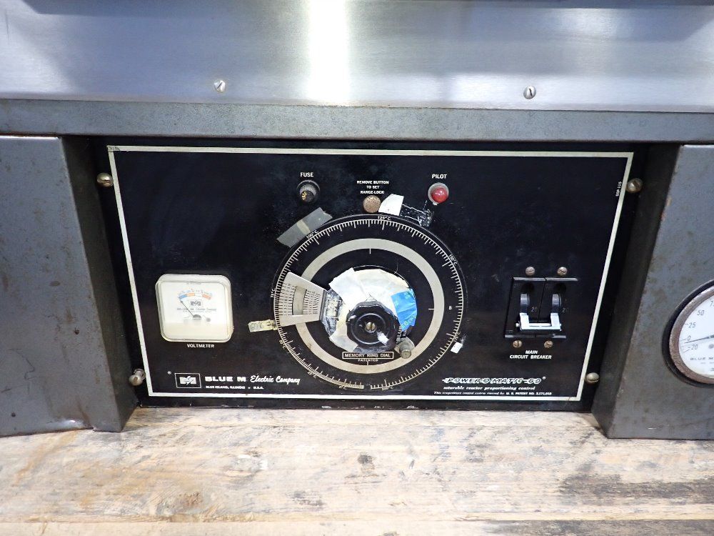 Blue M Oven