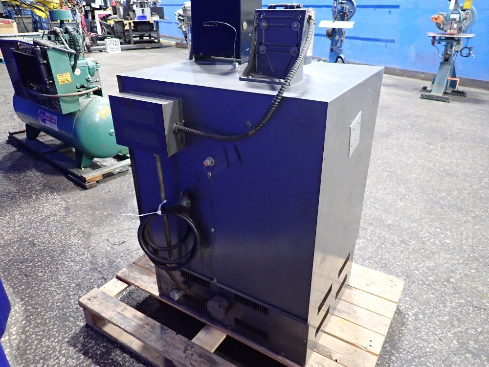 Blue M Oven