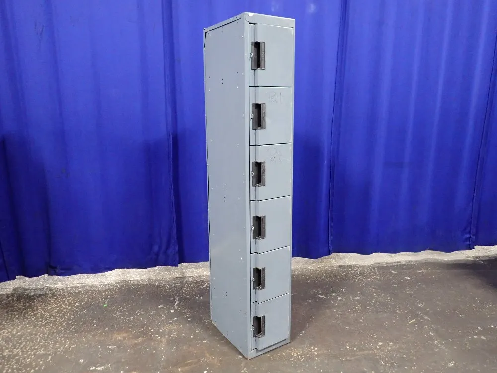 LOCKER UNIT