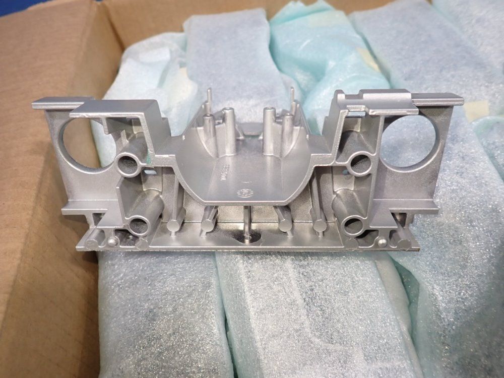 Nic Global Brackets - 1007328.e