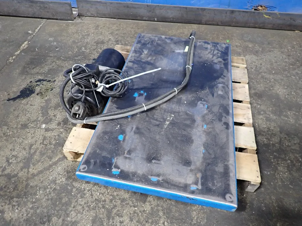LIFT TABLE
