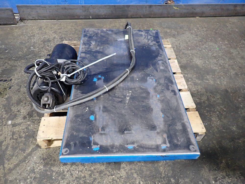  Lift Table