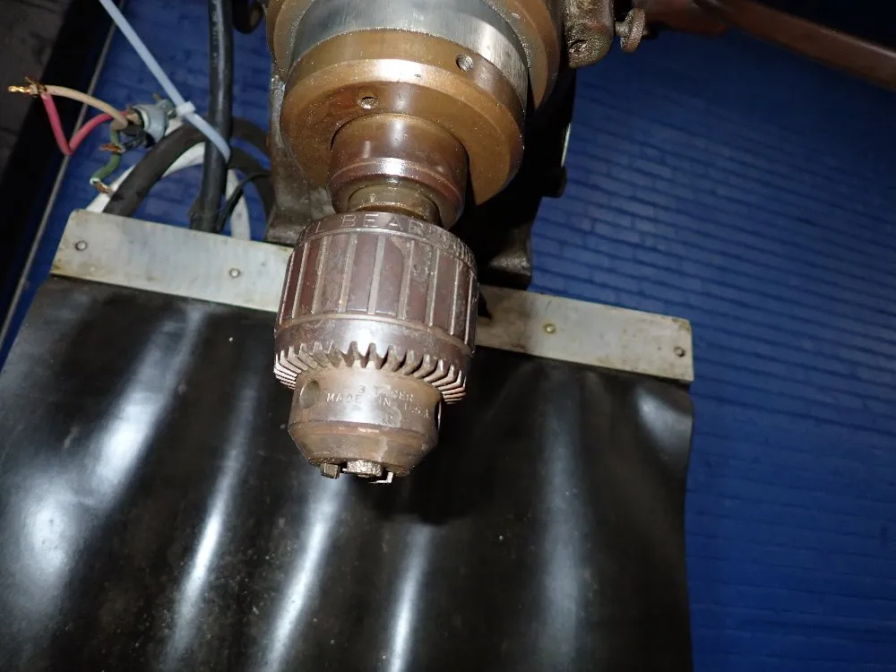 Bridgeport Bridgeport 55762 Vertical Mill