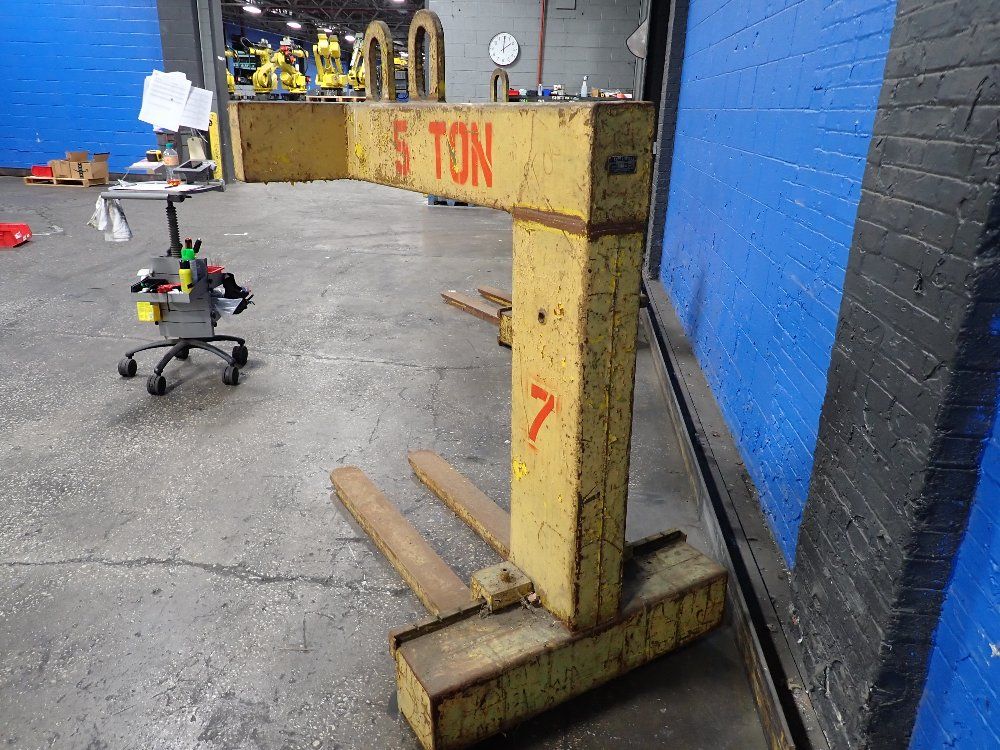Cady Cady 5 Ton Pallet Lifter