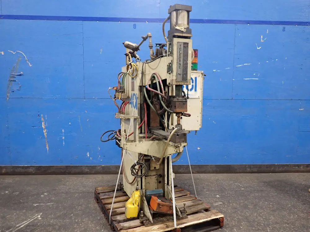 SPOT WELDER