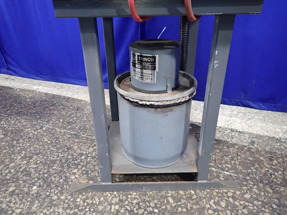 Trinco Blast Cabinet
