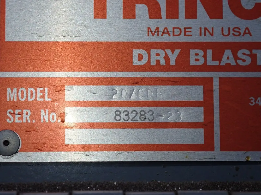 Trinco Blast Cabinet